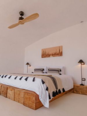 White-Lodge-Hobbit-Fuego-4-min-1024x683-1-768x512-1